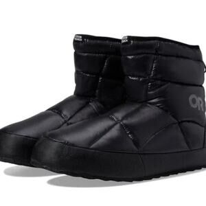 Outdoor Research | Tundra Trax Puffer Moon Boots Booties Pull On Black Small
